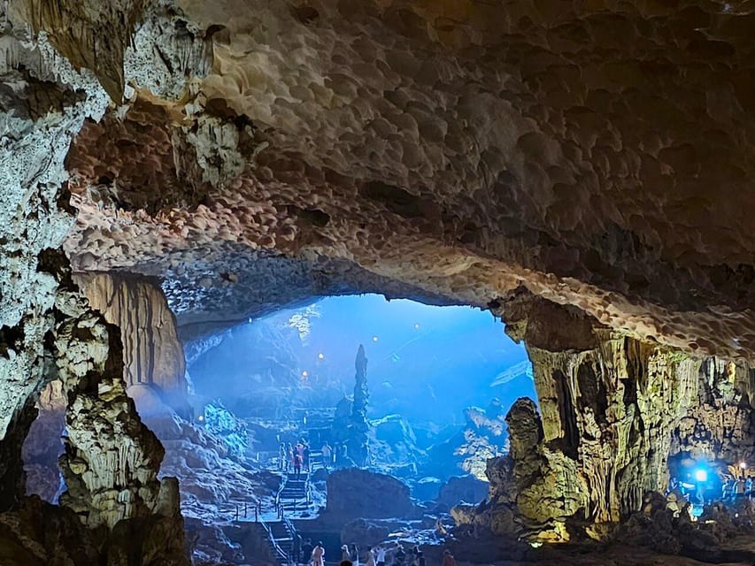 Luxury Ha Long Symphony Day Cruise With Lunch, Cave & Island - Sunset canapes on the return journey