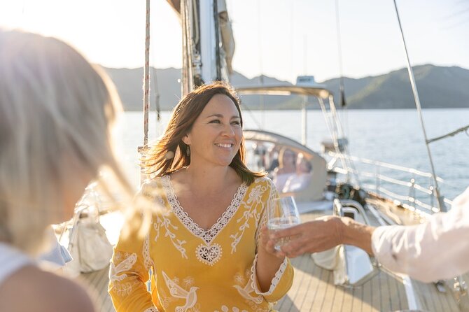 Magnetic Island Sip and Sail Sunset Cruise - Setting sail from Nelly Bay