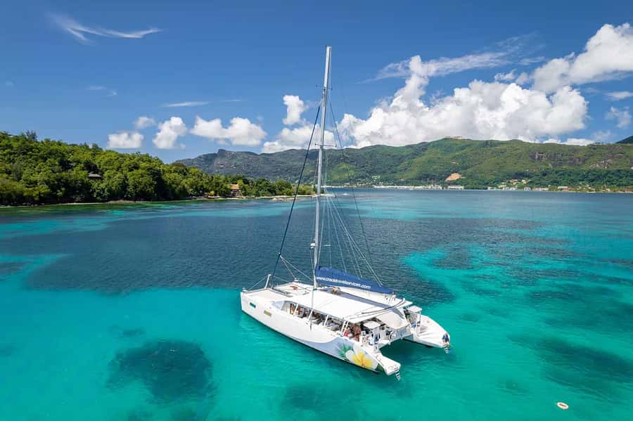 Mahé: Saint-Anne Marine Park and Moyenne Island Cruise - Key points to know before you book