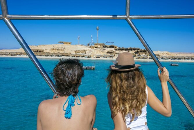 Mahmya Island: Red Sea Sailing Experience - The midday reef trip and snorkeling conditions