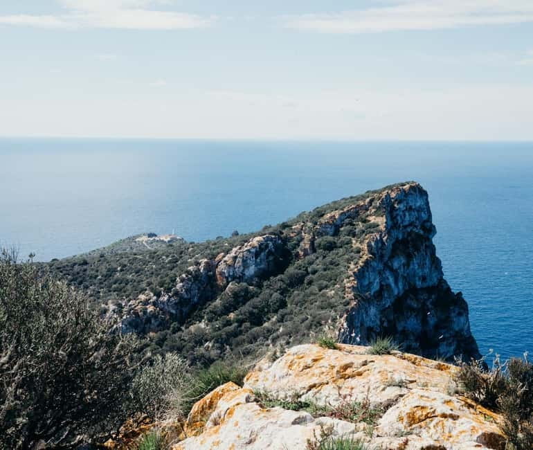 Majorca: Visit the Natural Park of Dragonera Island by boat - Two and a half hours on a quiet island