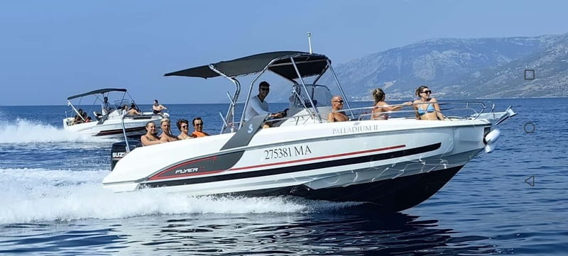 Makarska: 3-island Speedboat Cave & Blue Lagoon Tour - What the speedboat is really like