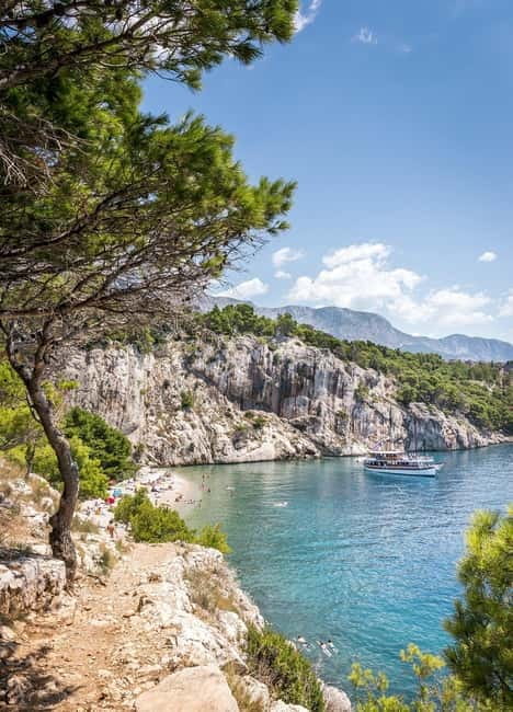 Makarska: Half-Day Boat Tour to Hvar Island - Dolphins are possible, but never promised