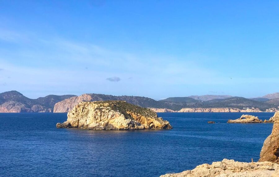 Mallorca: 2-Hour Coastline & Malgrat Islands Catamaran Tour - Why this two-hour cruise works so well