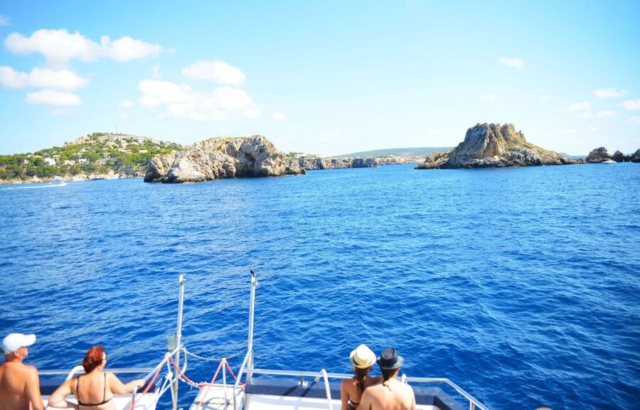 Mallorca: 2-Hour Coastline & Malgrat Islands Catamaran Tour - Practical tips for a better sailing