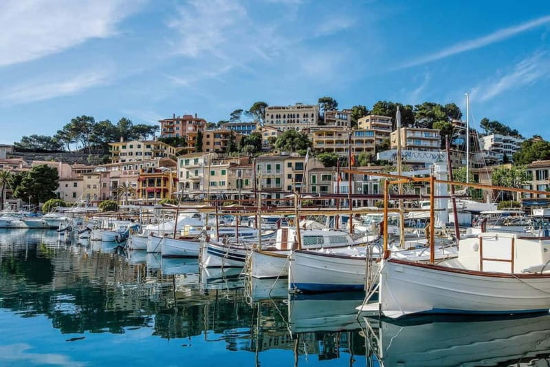 Mallorca: Full-Day Island Tour by Train, Tram, and Boat - The winding road to Sa Calobra