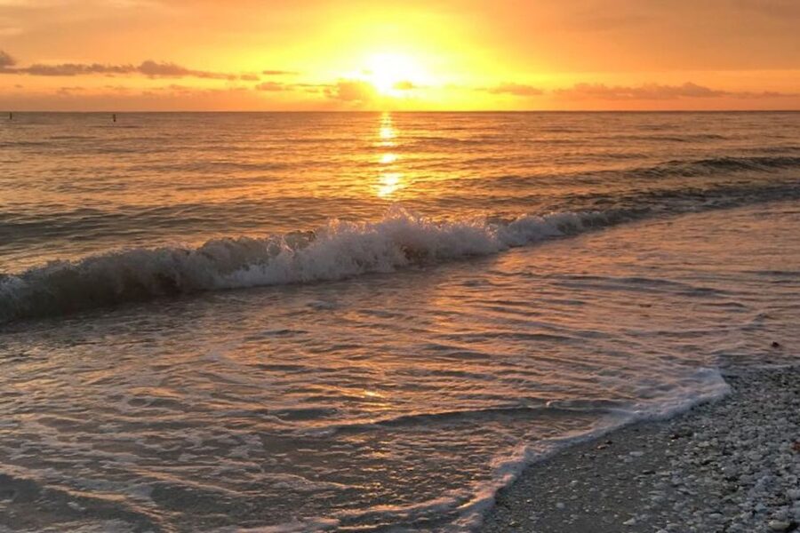 Marco Island: Sunset Boat Tour - Leaving Goodland for the Ten Thousand Islands
