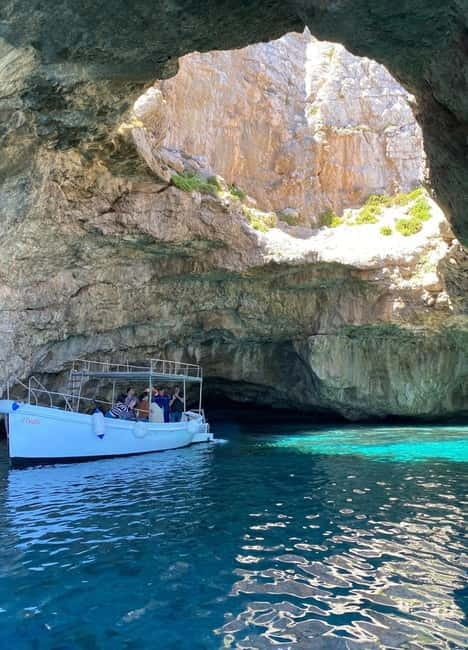 Marettimo: Island Speedboat Tour with Cave Visits & Swimming - Entering Grotta del Cammello and the other caves