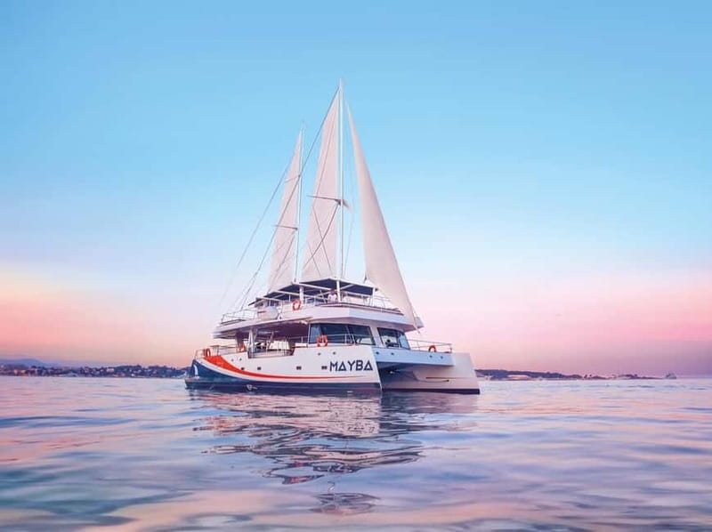 Marina Baie des Anges: Day trip with lunch on the Lérins Islands by catamaran - Sailing toward the Lérins Islands