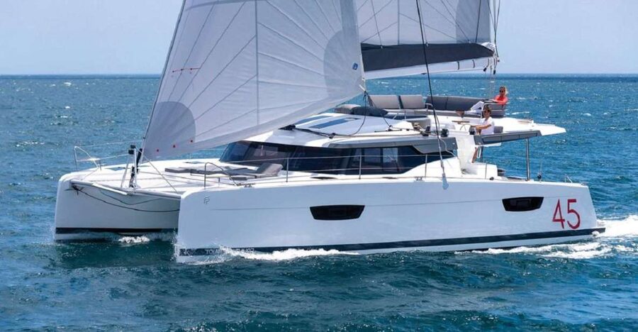 Marseille: Catamaran cruise to discover Frioul Islands - Why this catamaran day feels different from a standard Marseille cruise