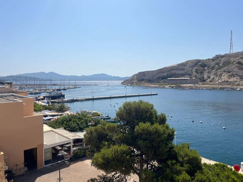 Marseille: Set sail for the Château d'If and the Frioul Islands - Château d’If from the best angle