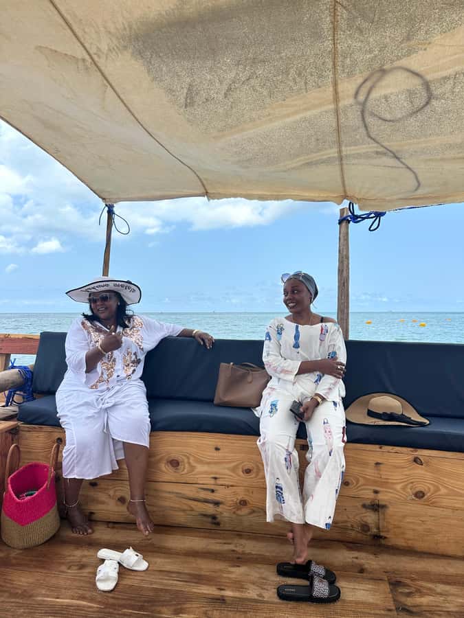 Matemwe: Mnemba Island Dolphin & Snorkeling Boat Trip - Fruit, water, and a relaxed pace