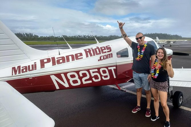 Maui -PRIVATE- Air Tour: 5 Islands: (2-5 people): SEE Even MORE! - Wailea, Makena, and the South Maui coast