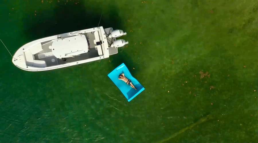 Miami: 4-Hour Island Hopping Boat Trip with Water Toys - Key details at a glance