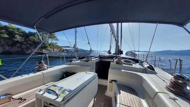 Mykonos: Island Beaches Sailing Tour with Lunch and Transfer - Ornos, Psarrou, and Platis Gialos from the sea