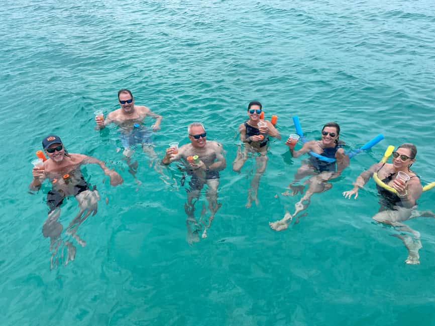 Nassau: 3 Islands Boat w/ Swimming Pigs, Snorkeling & Turtle - Should you book this Nassau pig swim?