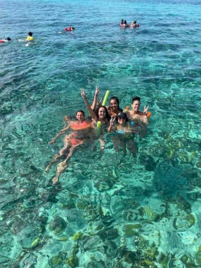 3 Islands Boat w/ Swimming Pigs, Snorkeling & Turtle