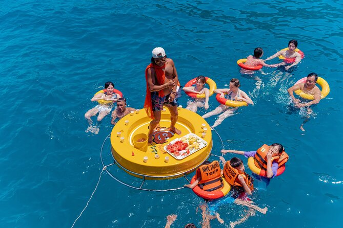 Nha Trang Island Hopping Tour Snorkeling and Floating Party - The floating bar and the Phuc factor