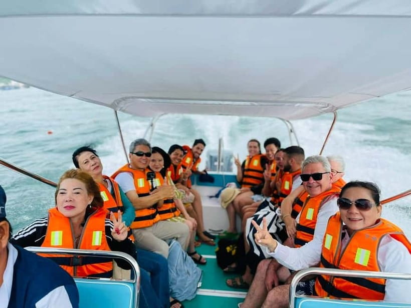 Nha Trang travel: Fullday visit 3 islands Nha Trang - The floating lunch on Hon Mieu