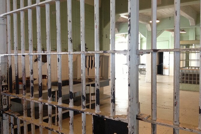 Official Alcatraz Island Prison Tour and San Francisco Bay Cruise - Pier 39 adds a separate San Francisco Bay cruise