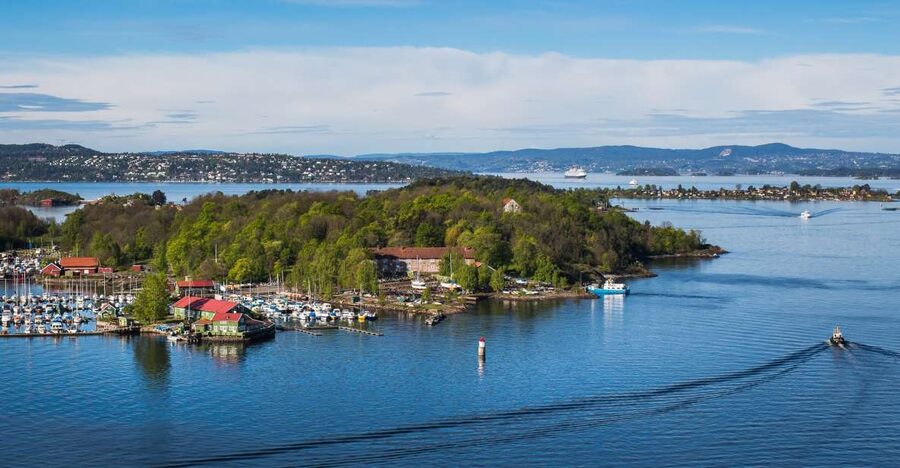 Oslo Nature Walks: Island Hopping Tour - Gressholmen: nature reserve with an unusual past