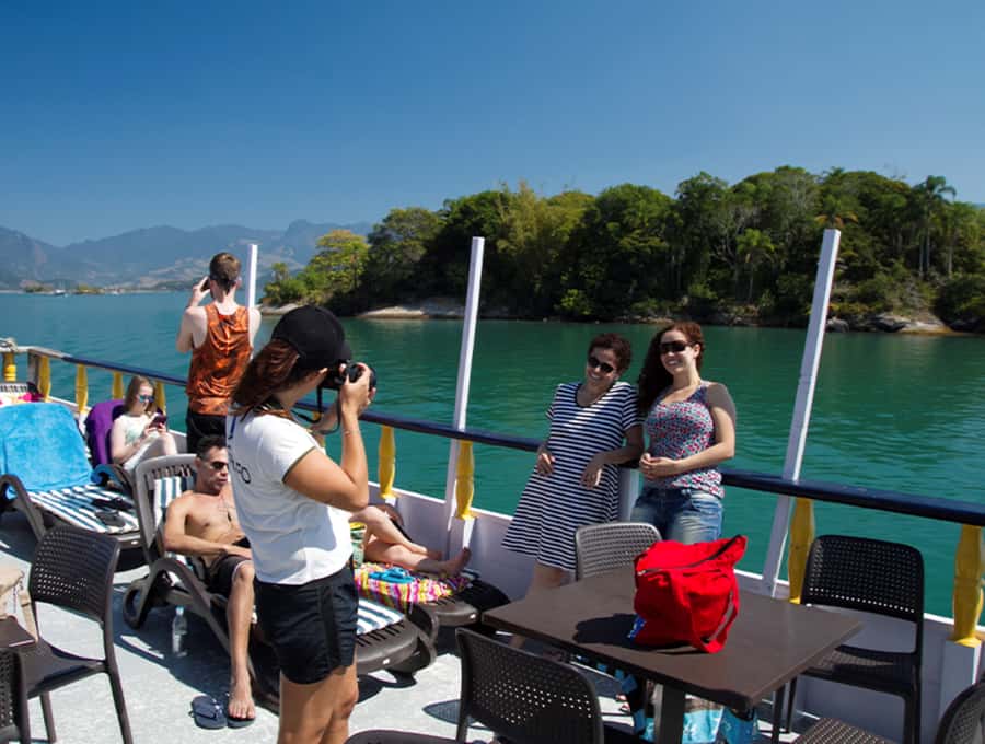 Paraty Bay: Islands & Beaches Boat Tour with Snorkeling - Setting out from Paraty’s waterfront