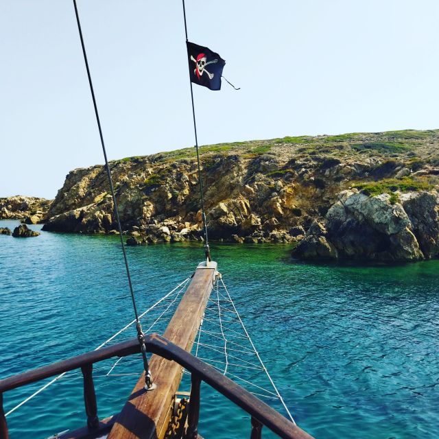 Paros: Traditional Gulet Shared or Private Island Cruise - Who should choose this cruise?