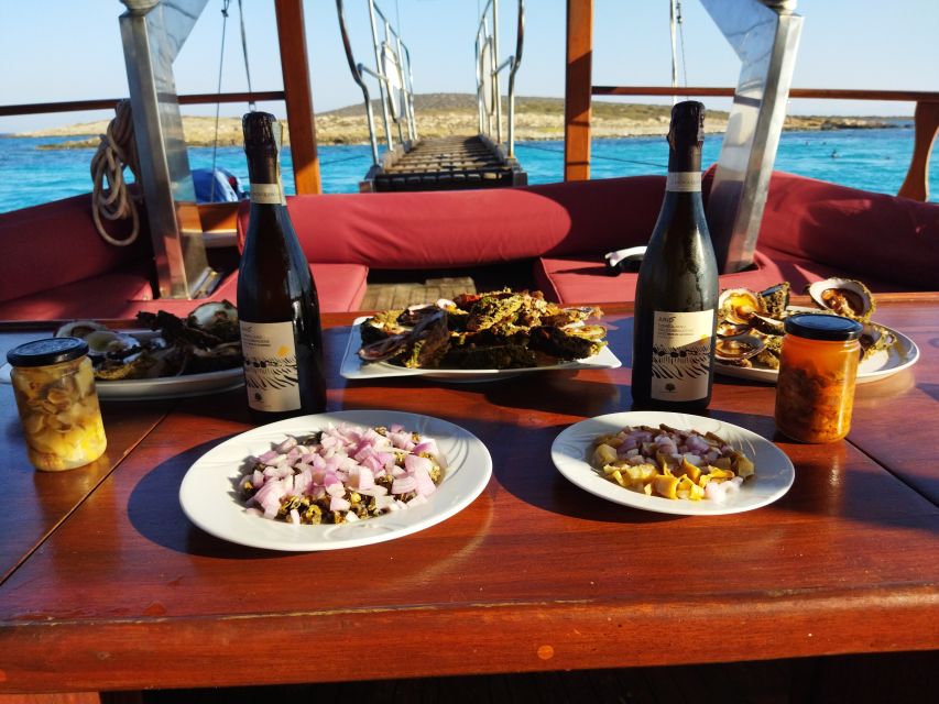 Paros: Traditional Gulet Shared or Private Island Cruise - Setting sail from Piso Livadi at 10 a.m.