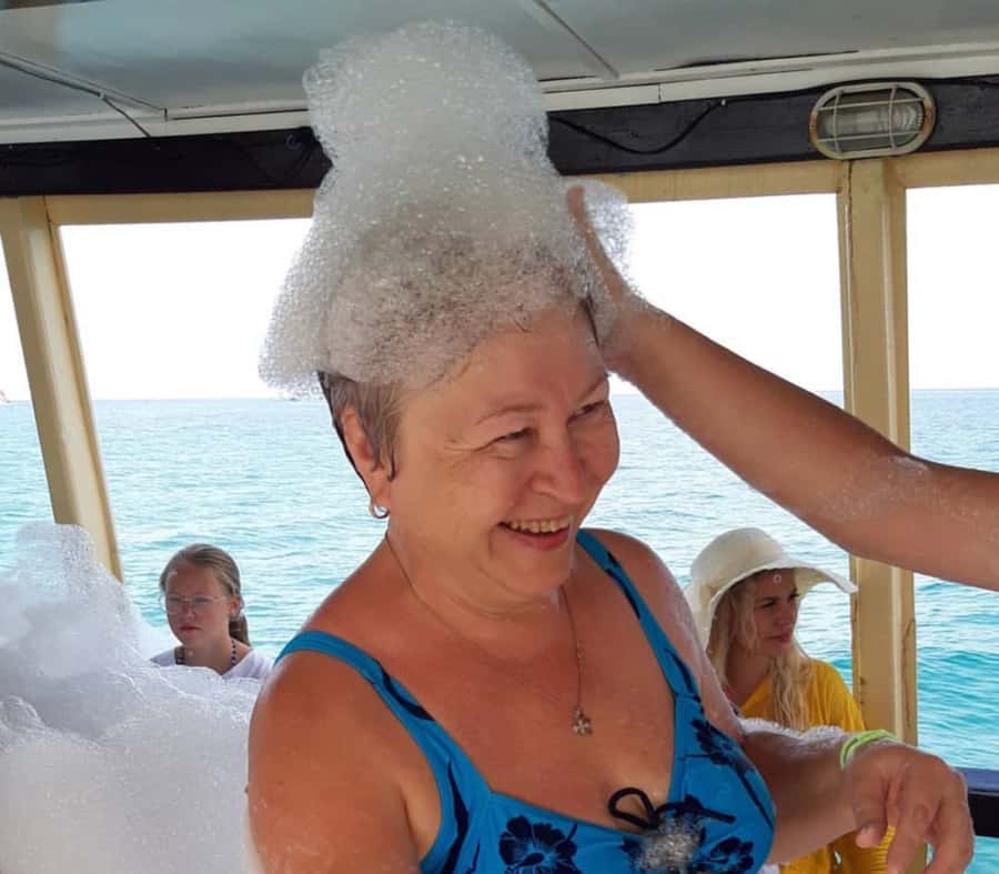 Pattaya: 3 Islands Boat Tour with Water Activities and Lunch - Guides, languages, and the communication issue