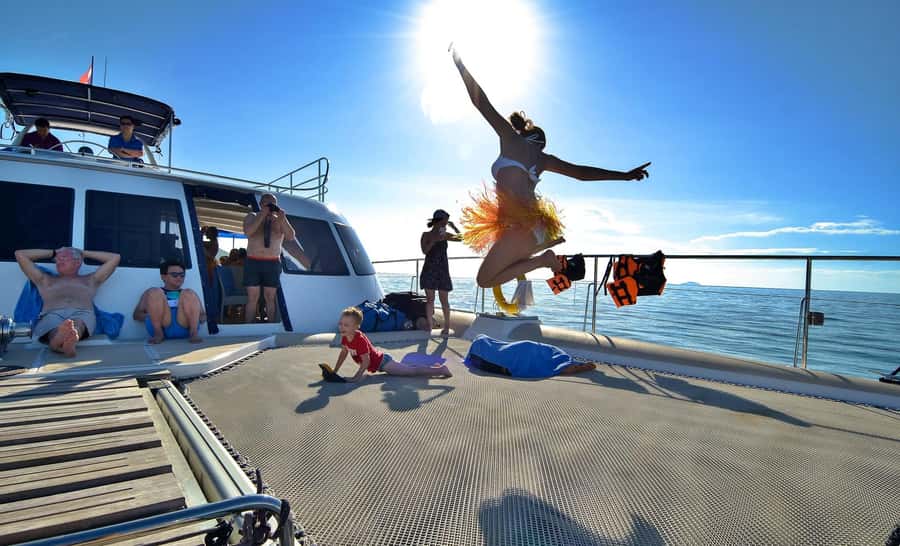 Pattaya: 3 Islands Catamaran Tour with Buffet Lunch - Who should choose this Pattaya catamaran tour?