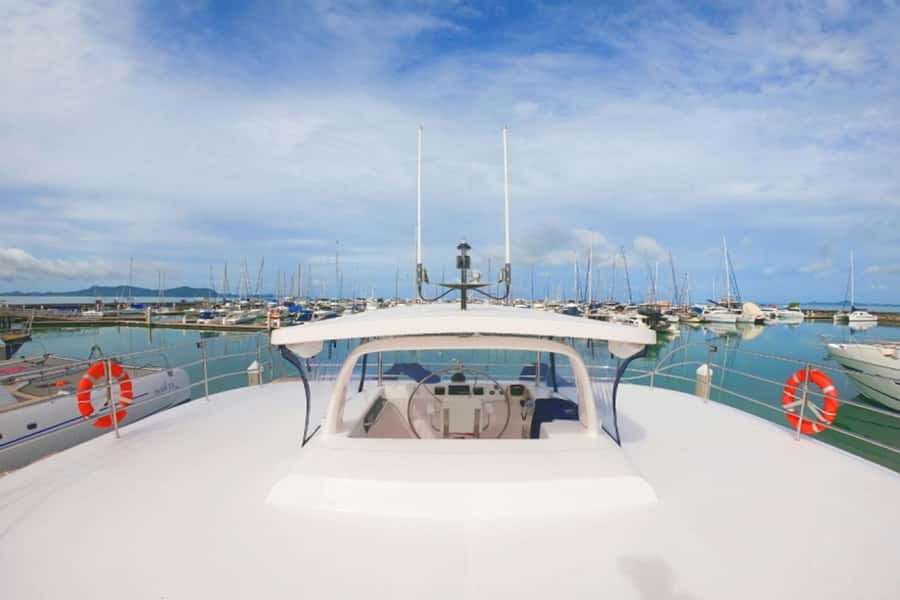 Pattaya: 3 Islands Catamaran Tour with Buffet Lunch - Food, drinks, and the practical comforts