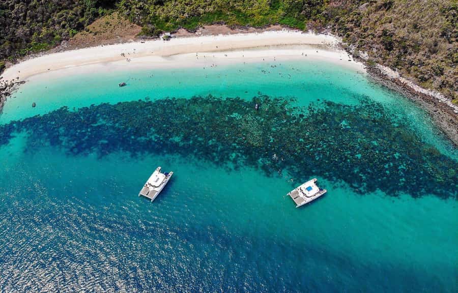 Pattaya: 3 Islands Day Tour on Catamaran with Buffet Lunch - Koh Phai: the best chance to enjoy a real beach