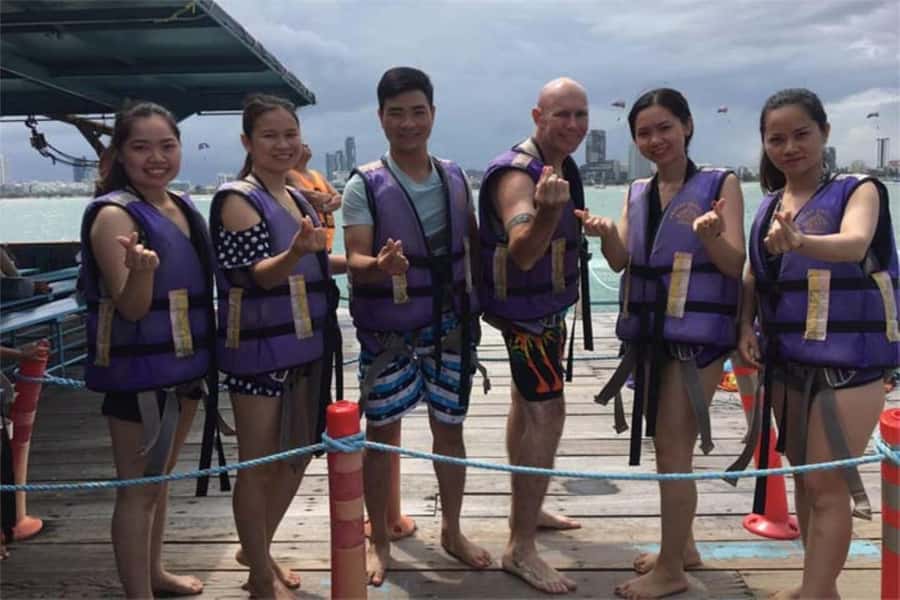 Pattaya: Coral Island Speed Boat, Sea Walker and Lunch - What your $73 covers on Coral Island