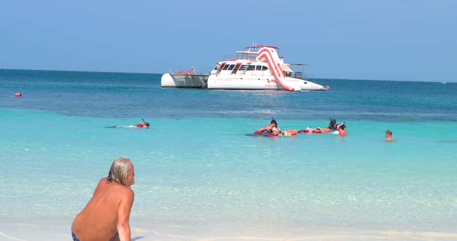 Pattaya: Full-Day 2 Islands Yacht Trip with Lunch and Sunset - Practical advice for a safer, better day