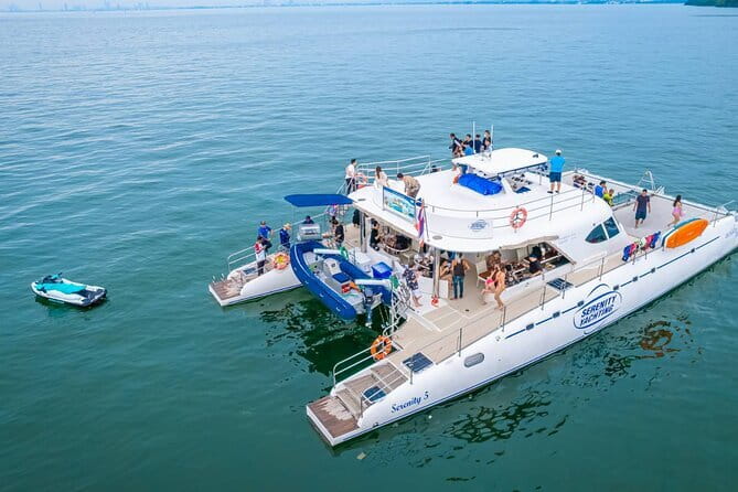Pattaya: Private Speedboat 2-4 Islands Hopping with Lunch - Comfort is good on paper, but check the boat