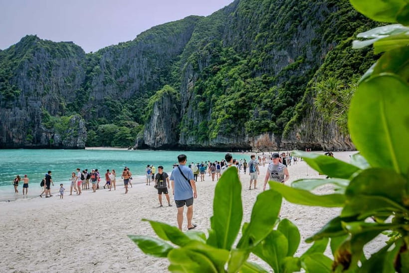 Phi Phi: 7 Island Longtail Boat Snorkeling Tour with Sunset - Why this eight-hour Phi Phi route works