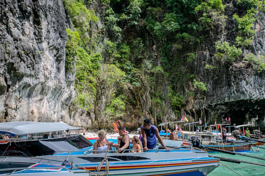 Phi Phi: 7 Islands Speed Boat Tour with Sunset and Plankton - Key points to know before booking