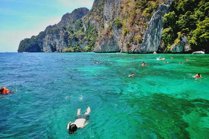 Phi Phi Early Bird & 4 Islands - Day Tour by Speedboat From Krabi - What the speedboat day feels like