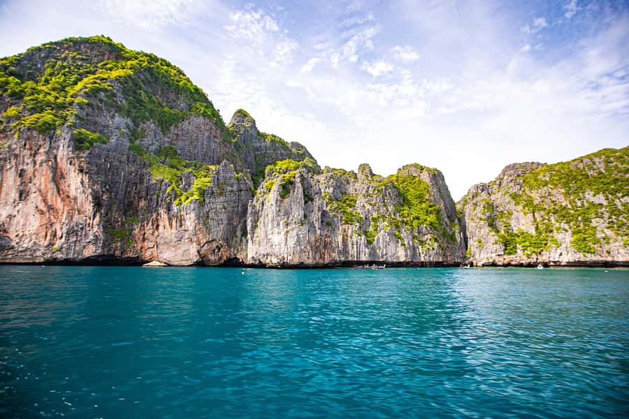 Phi Phi: Full-Day Phi Phi Islands & Sunset Tour by Speedboat - Pi Leh Lagoon brings the calmest water