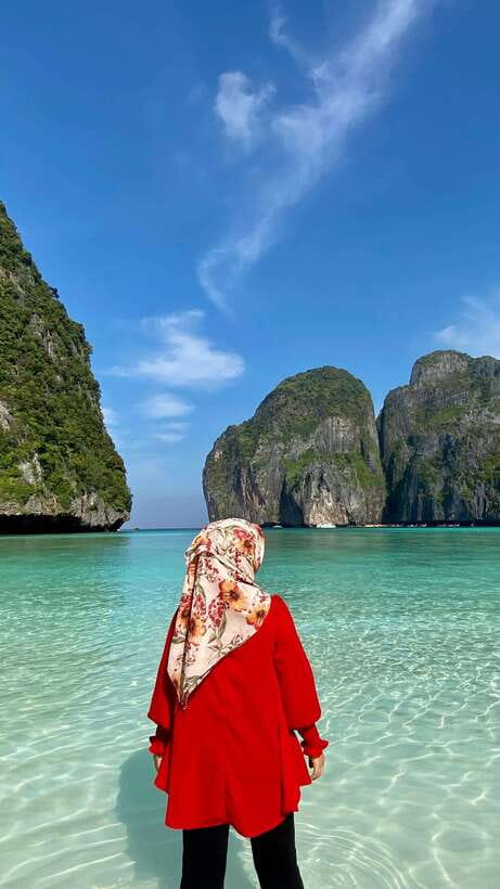 phi phi island : Luxury Private Wooden Boat Rental - Pileh Lagoon, the tour’s big swimming moment