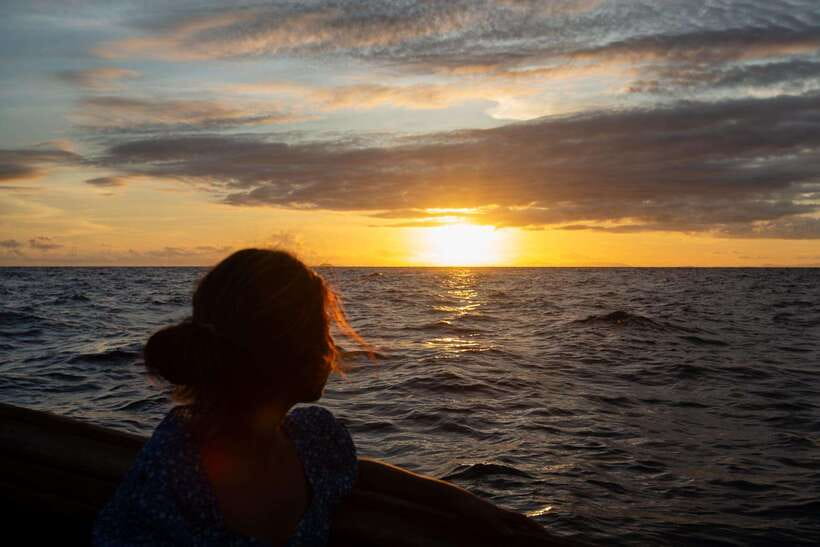 Phi Phi Island: Maya bay Sunset & Plankton by Speedboat - What this five-hour Phi Phi trip is really like