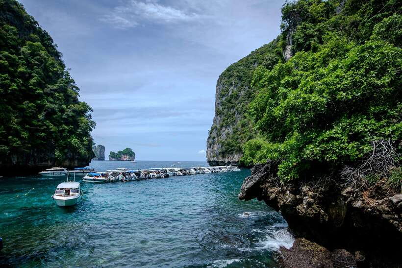 Phi Phi Island: Maya bay Sunset & Plankton by Speedboat - Viking Cave and the limits of a cave visit