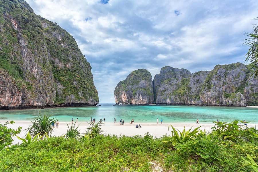 Phi Phi Islands: Maya Bay Tour By Private Longtail Boat - Pileh Lagoon beneath the limestone cliffs