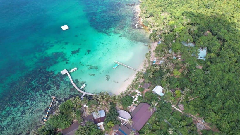 Phu Quoc: 3 Islands Trip Snorkeling by Speed Boat - The optional sea walker near Thom Island