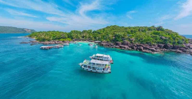 Phu Quoc: 4 Island Hopping, Speedboat, Cable Car, Water Park - Gam Ghi Island and the first coral stop