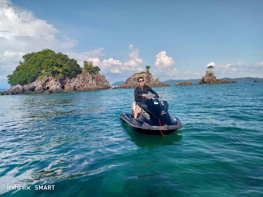 Phuket: 4 Hours Jet Ski Experience Hopping To 6 Islands - Sharing a jet ski, children, and health limits