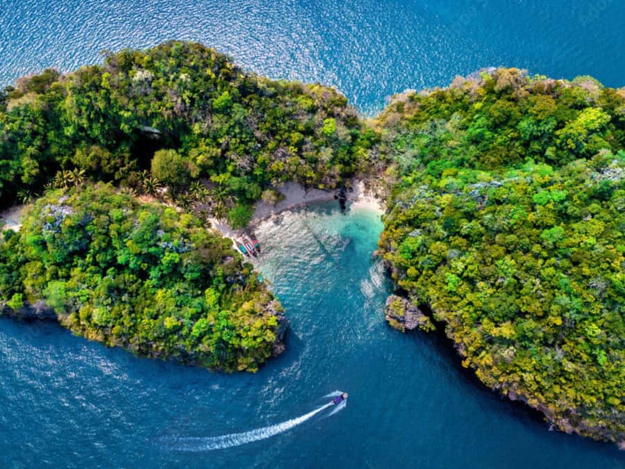 Phuket: 4 Islands Krabi Adventure & Snorkeling Day Tour - Speedboat to Lao Lading and its small beach