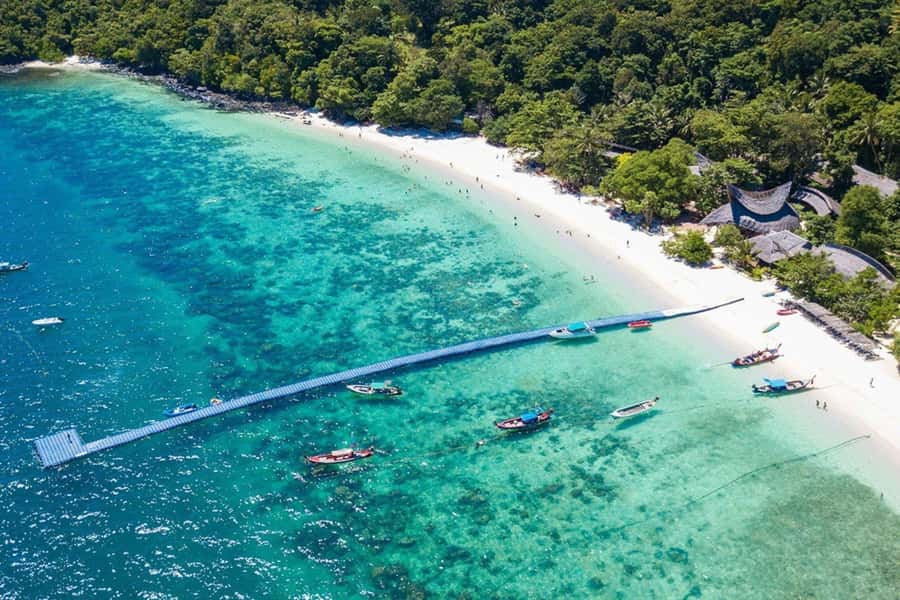 Phuket: Banana Beach Speedboat Island Experience with Lunch - Kayaking, parasailing, and extra activities