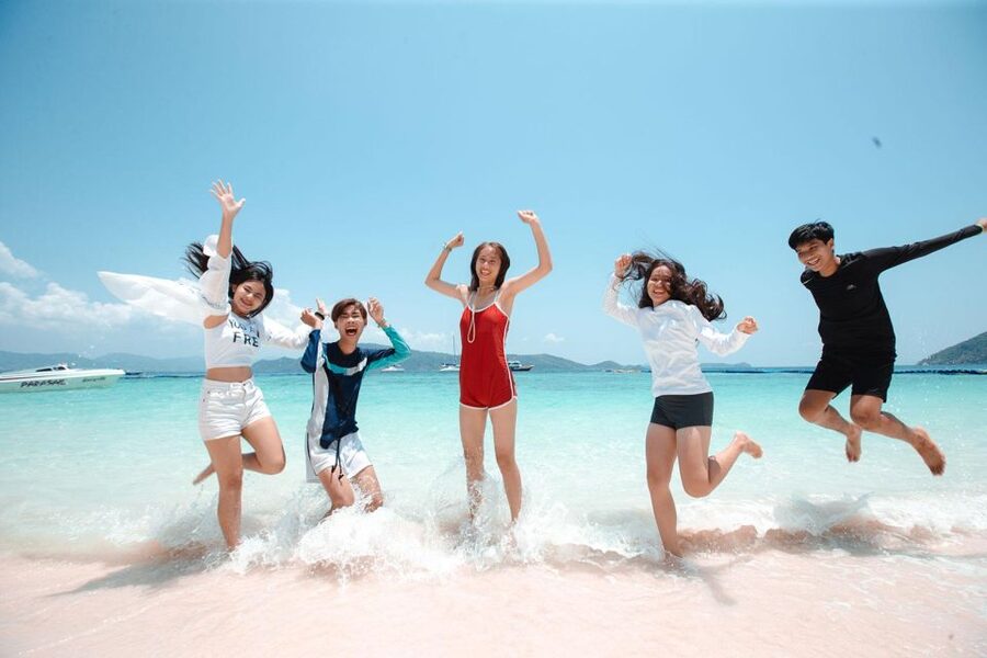 Phuket: Coral Island Half-Day Tour by Speedboat - The speedboat ride is part of the fun, and part of the risk