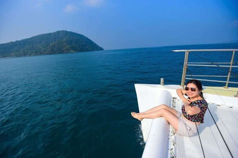 Phuket: Coral Yacht Boat Tour to Coral Island with Sunset - Food, drinks, and what to pack